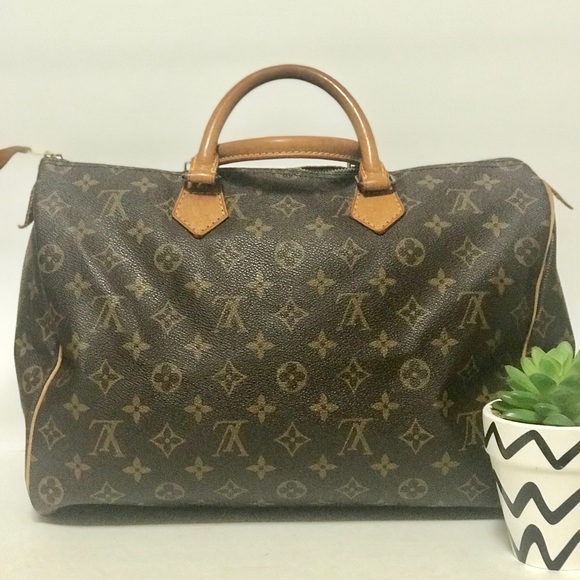 Louis Vuitton Handbags - Authentic Louis Vuitton Speedy 35 Monogram Bag